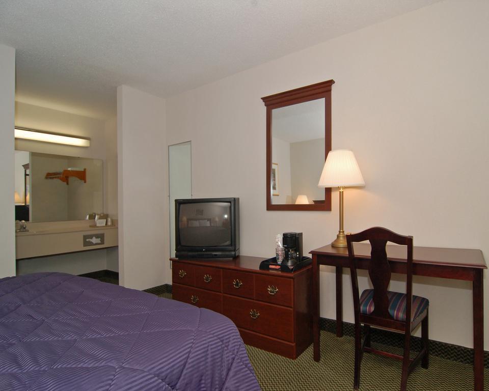 Econo Lodge Hendersonville Eksteriør bilde