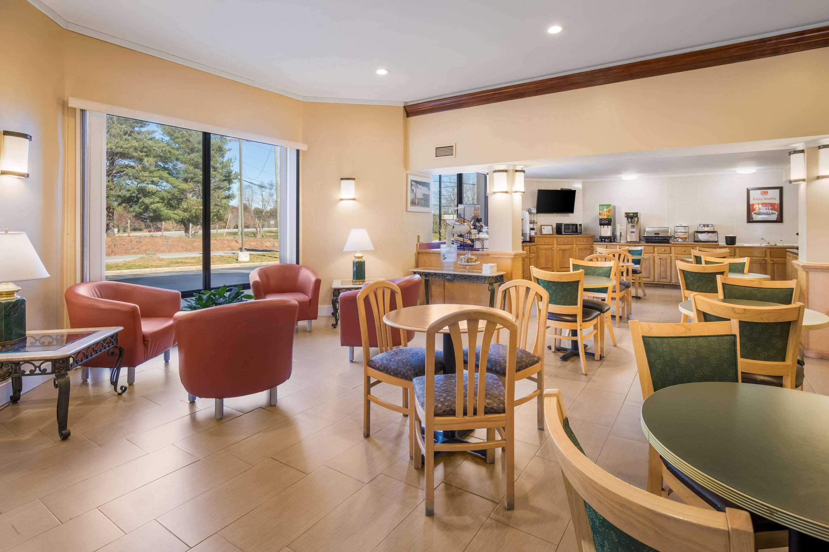 Econo Lodge Hendersonville Eksteriør bilde